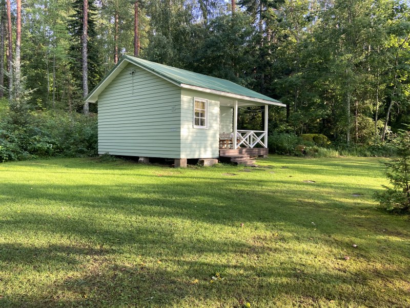Peltomökki ulkoa